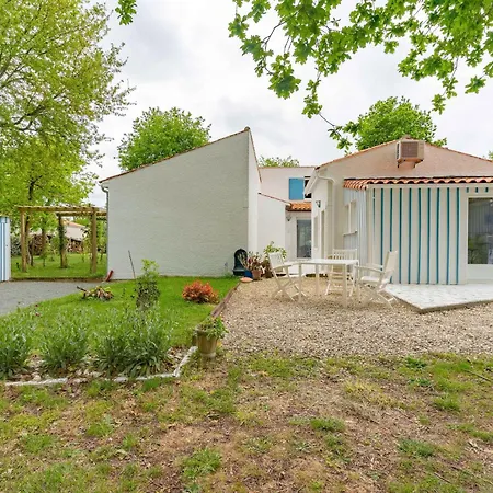 Et Terre Ferienhaus *